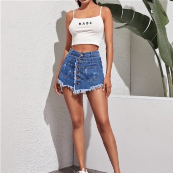 For sassy1950…SOLD🌼New jean short/skirt - Picture 5 of 16